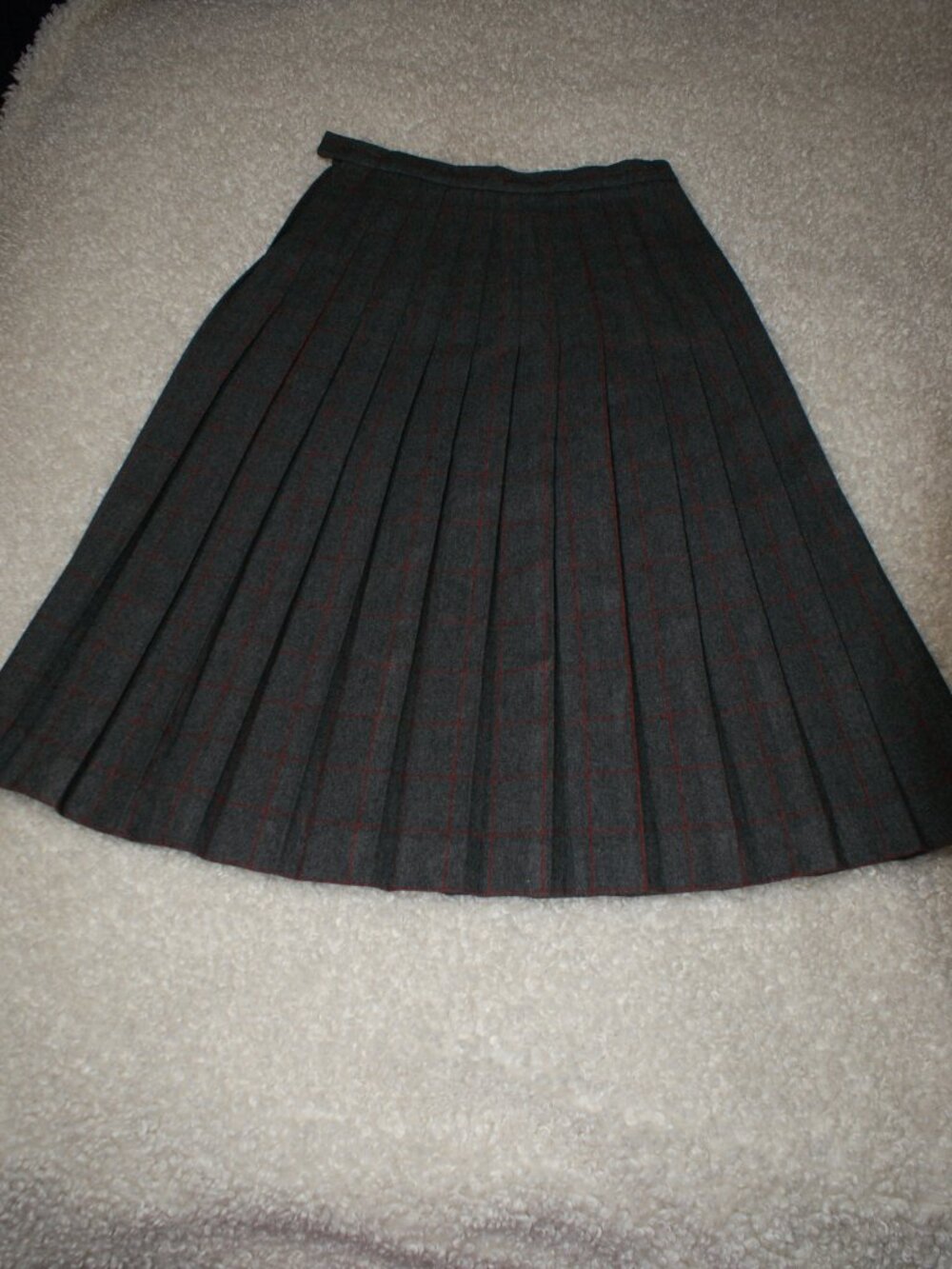 Wool Pleated Midi Skirt - Grey with Red Window Pane - 12 - EUC - Picture 11 of 11
